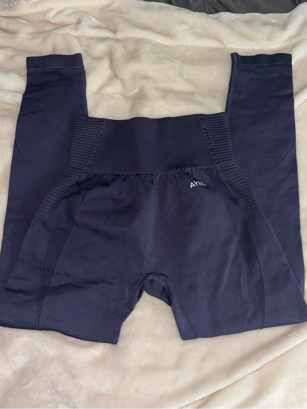 AYBL leggings - Picture 3 of 7